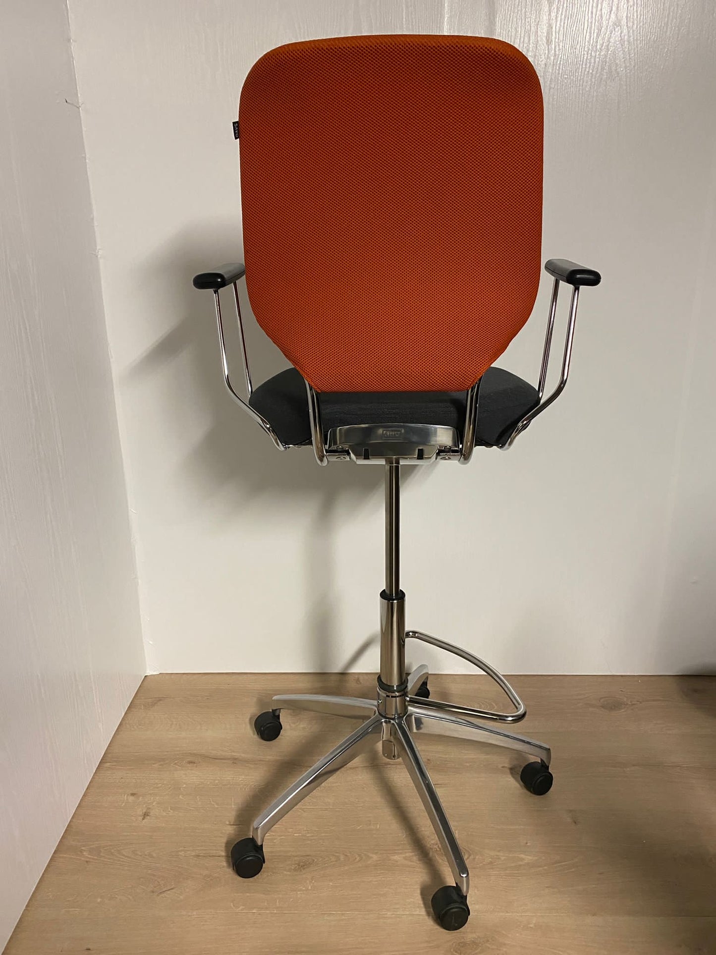 Savo Invite barstol som ny