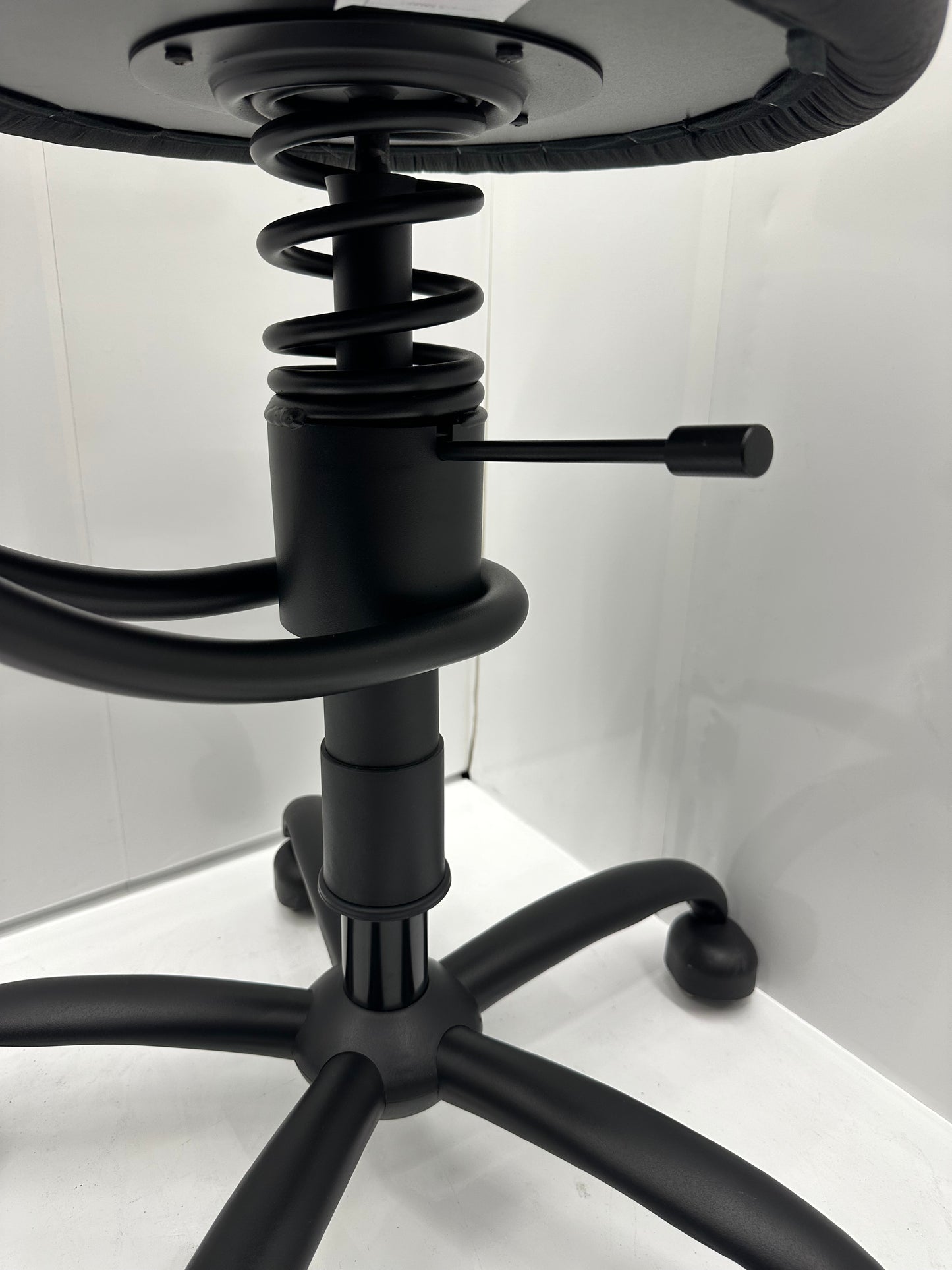 SpinaliS Smart – Ergonomisk stol som fremmer aktiv sitting | Ergo Quality