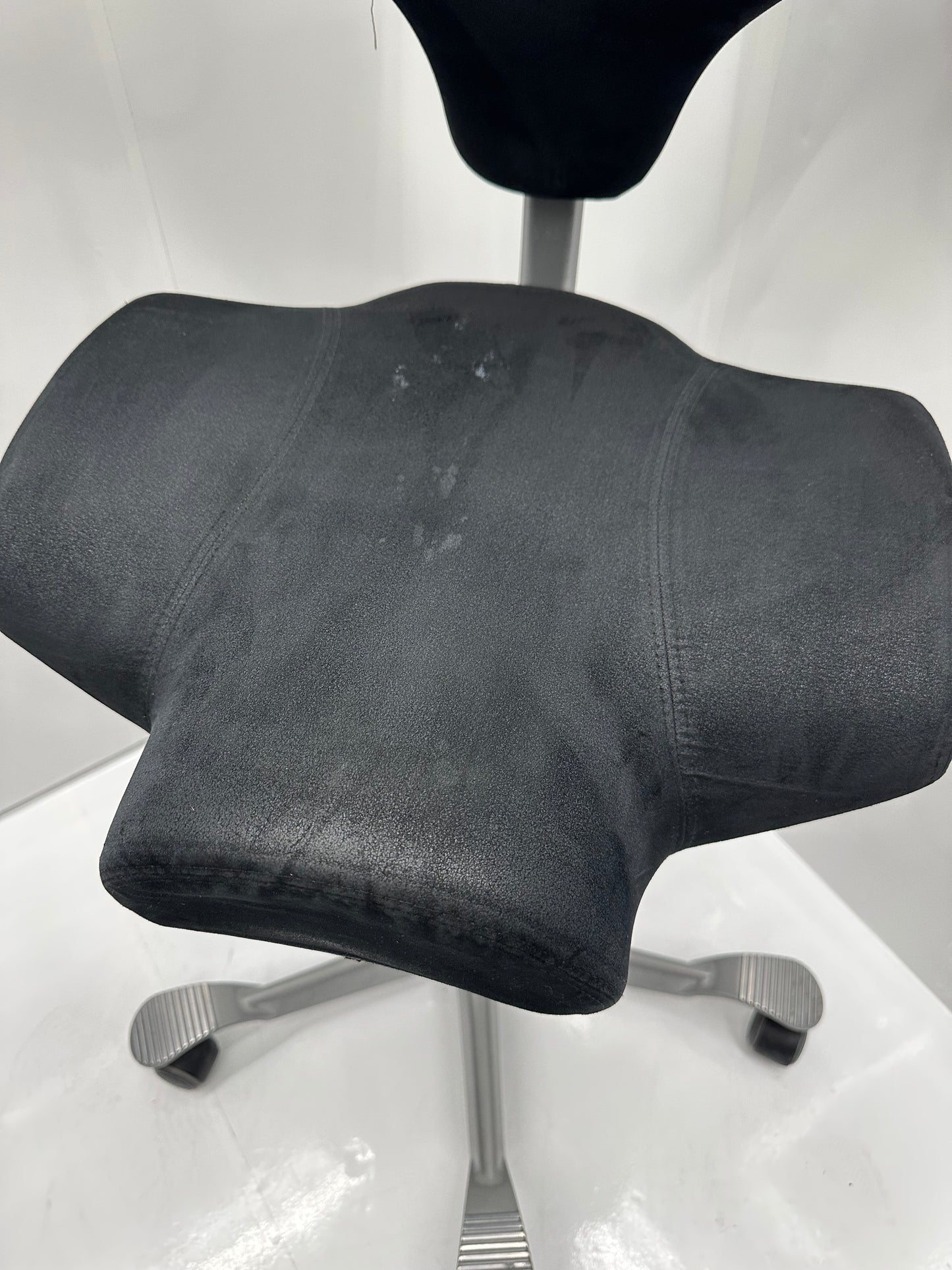 HÅG Capisco i alcantara stoff