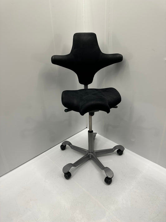 HÅG Capisco i alcantara stoff