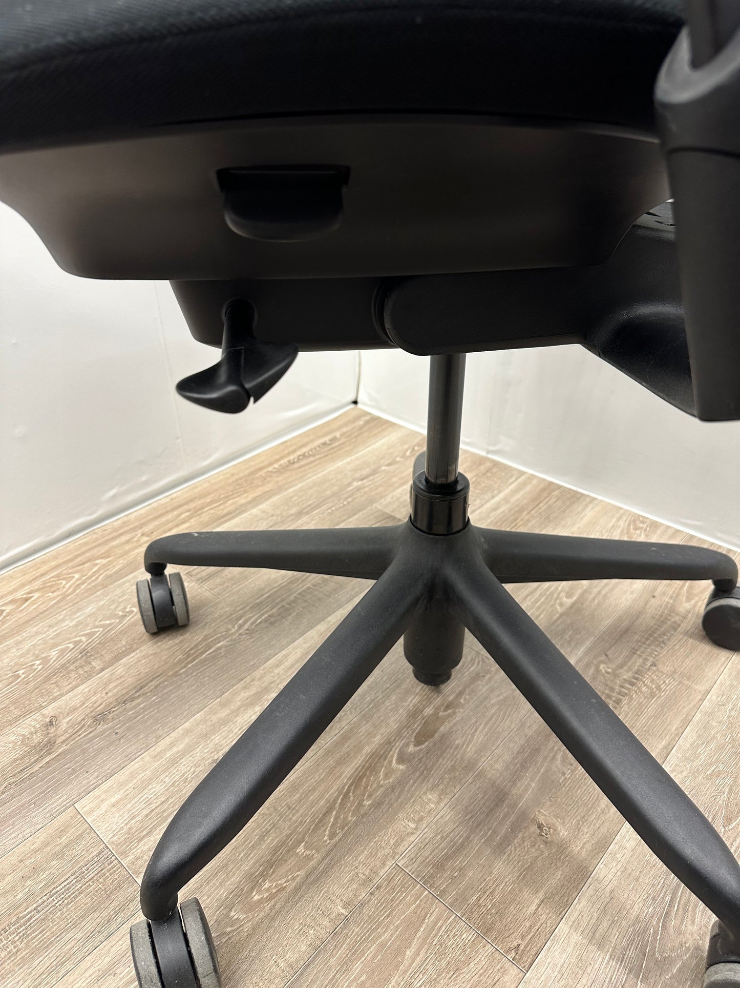 Herman Miller Sayl