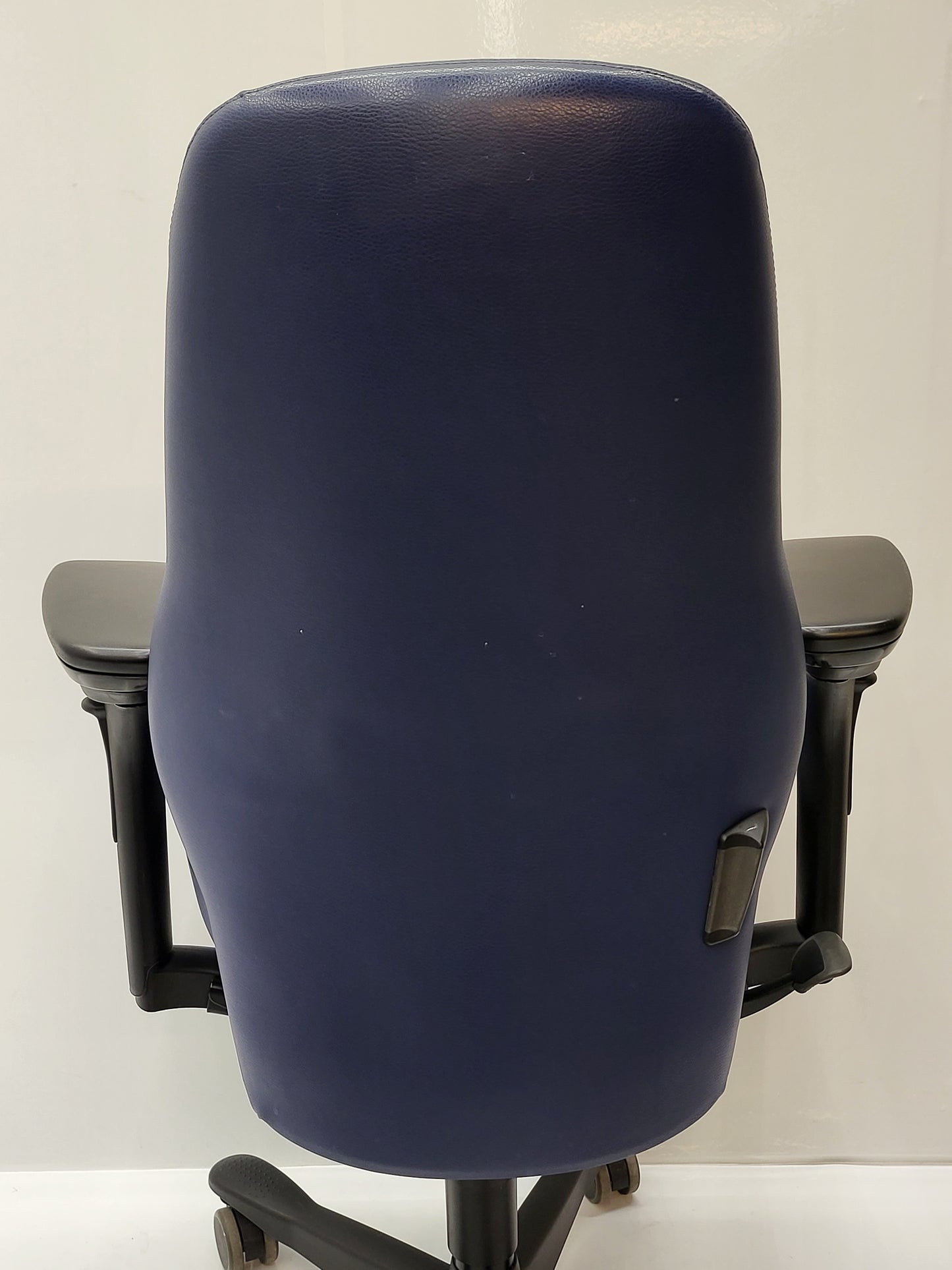 Kinnarps ergonomisk kontorstol- Høy rygg