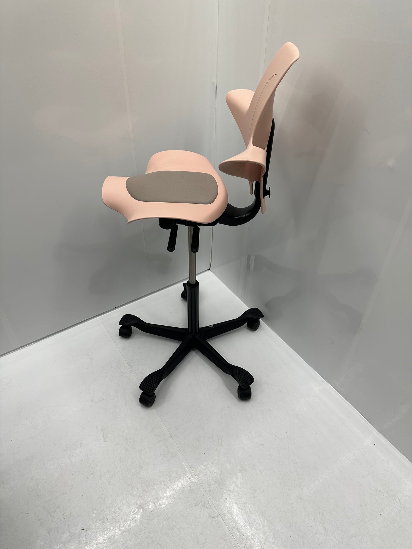 HÅG Capisco Puls ergonomisk sadelstol