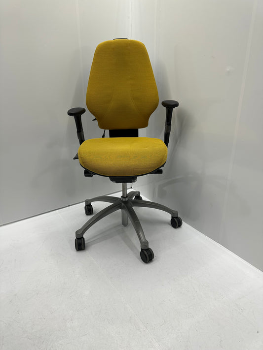 RH Logic 300 – Ergonomisk kontorstol for aktiv sitting | Ergo Quality
