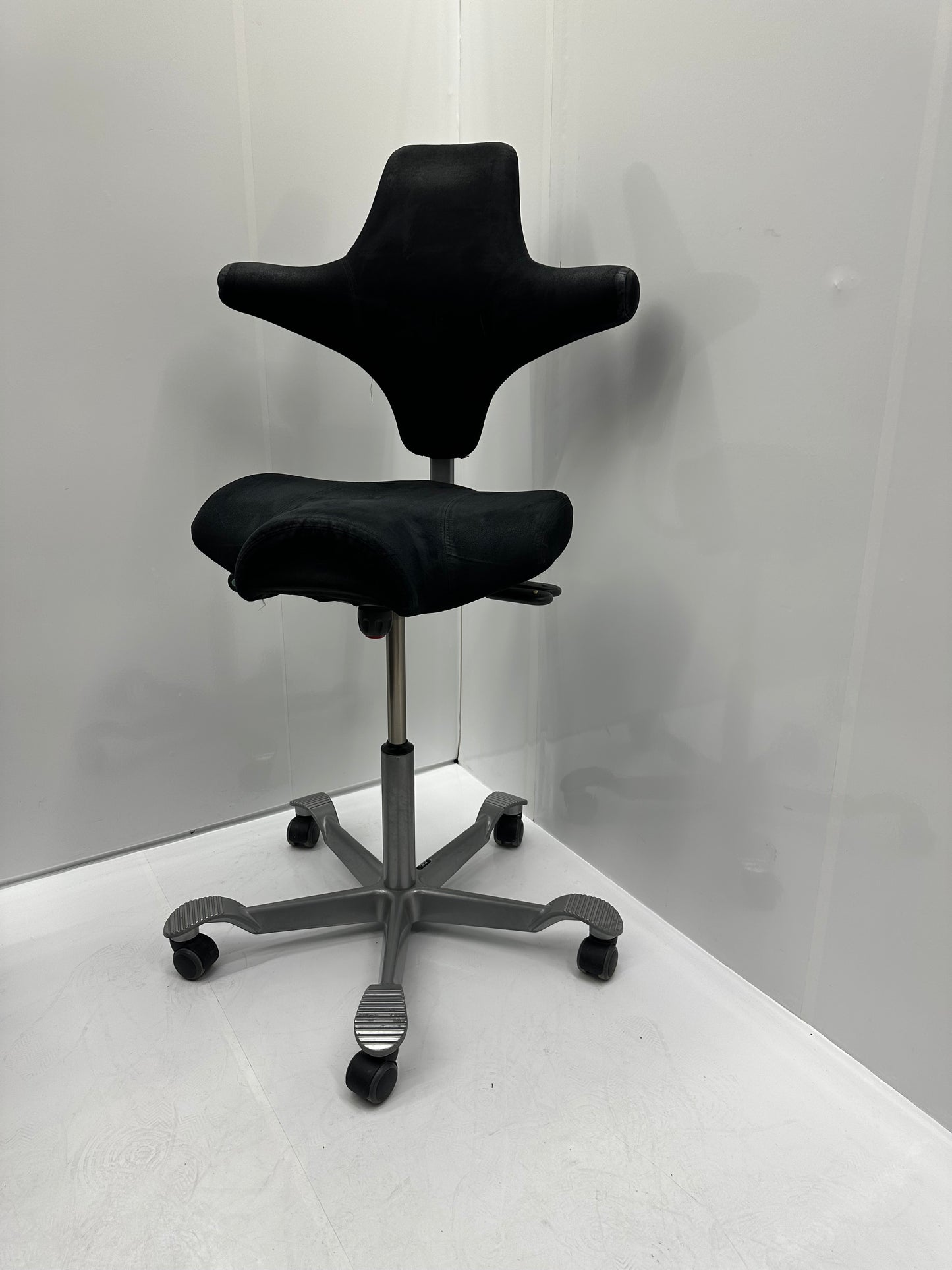 HÅG Capisco i alcantara stoff