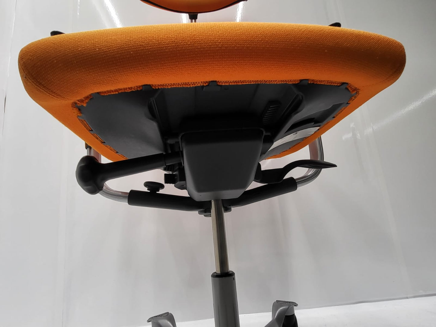 HÅG H05 – Ergonomisk kontorstol med SwingBack® armlener | Ergo Quality