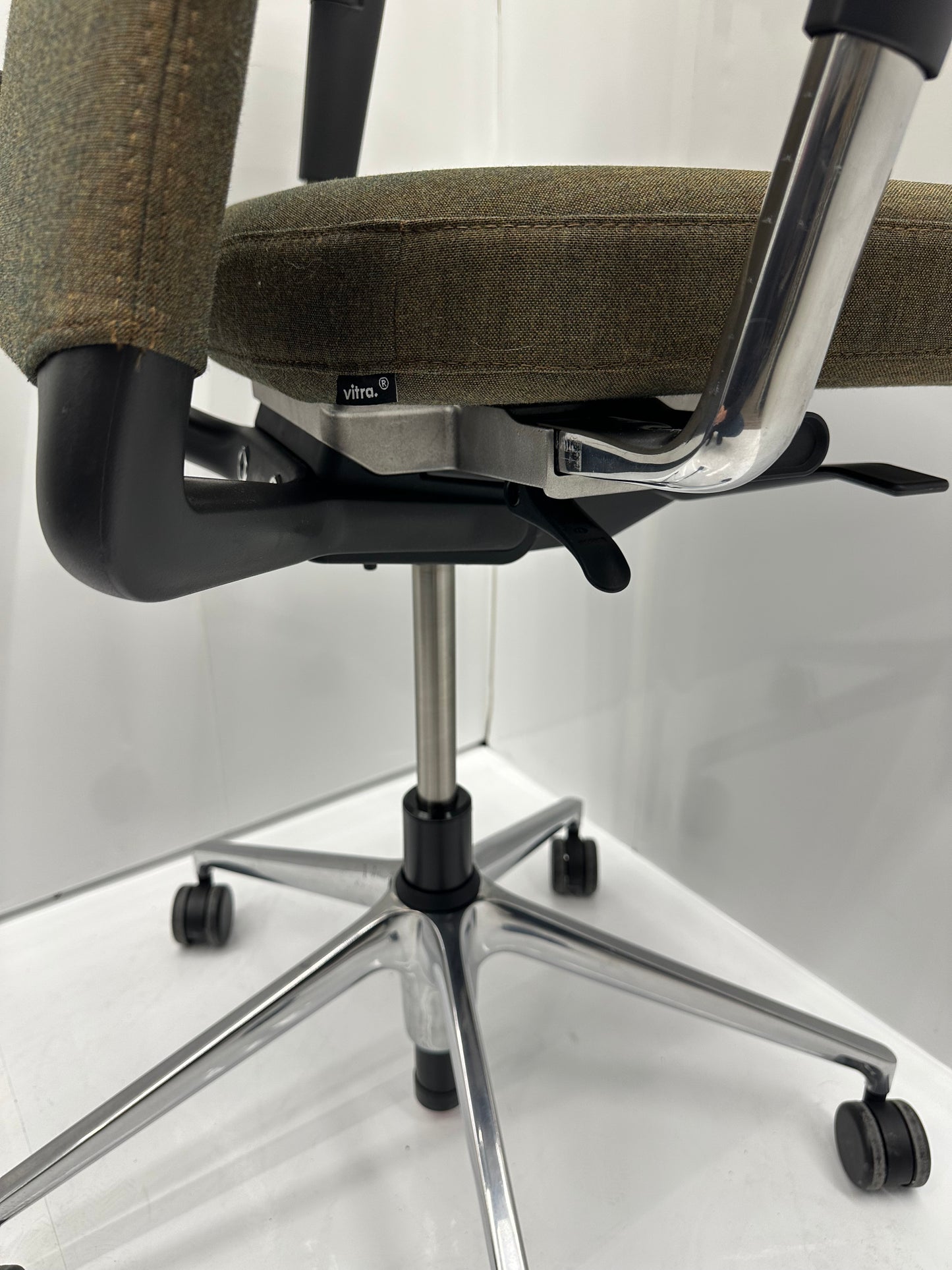 Vitra ID TRIM