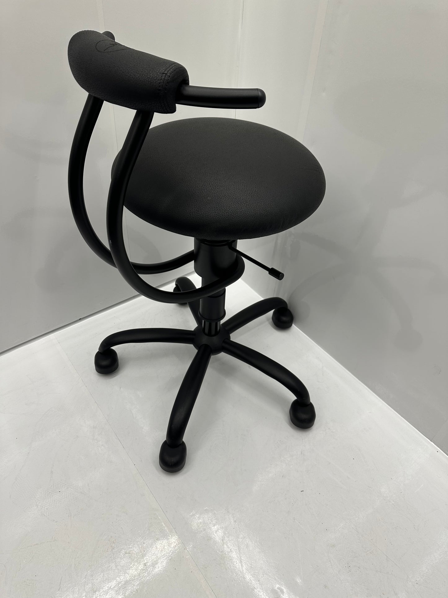 SpinaliS Smart – Ergonomisk stol som fremmer aktiv sitting | Ergo Quality