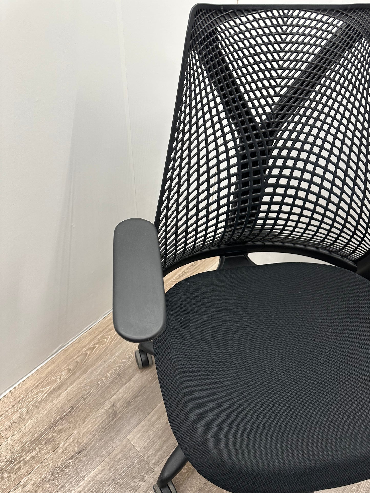 Herman Miller Sayl