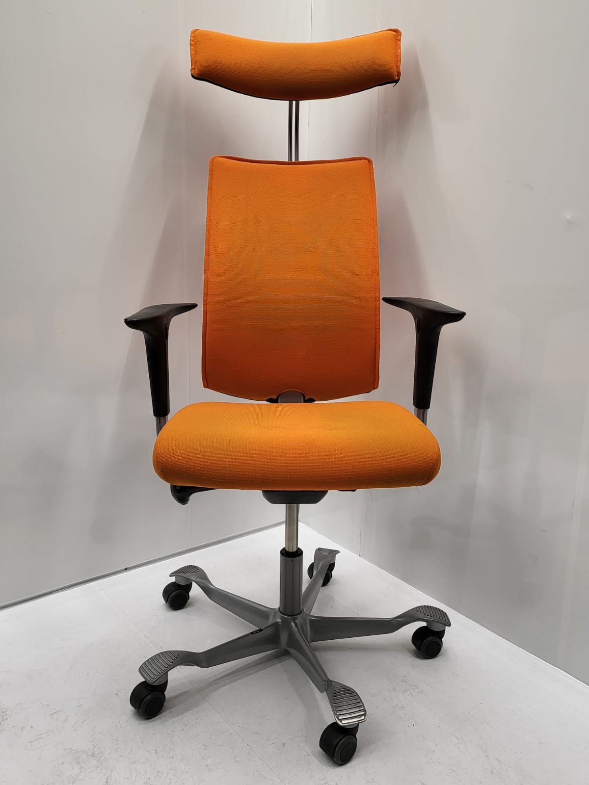 HÅG H05 – Ergonomisk kontorstol med SwingBack® armlener | Ergo Quality